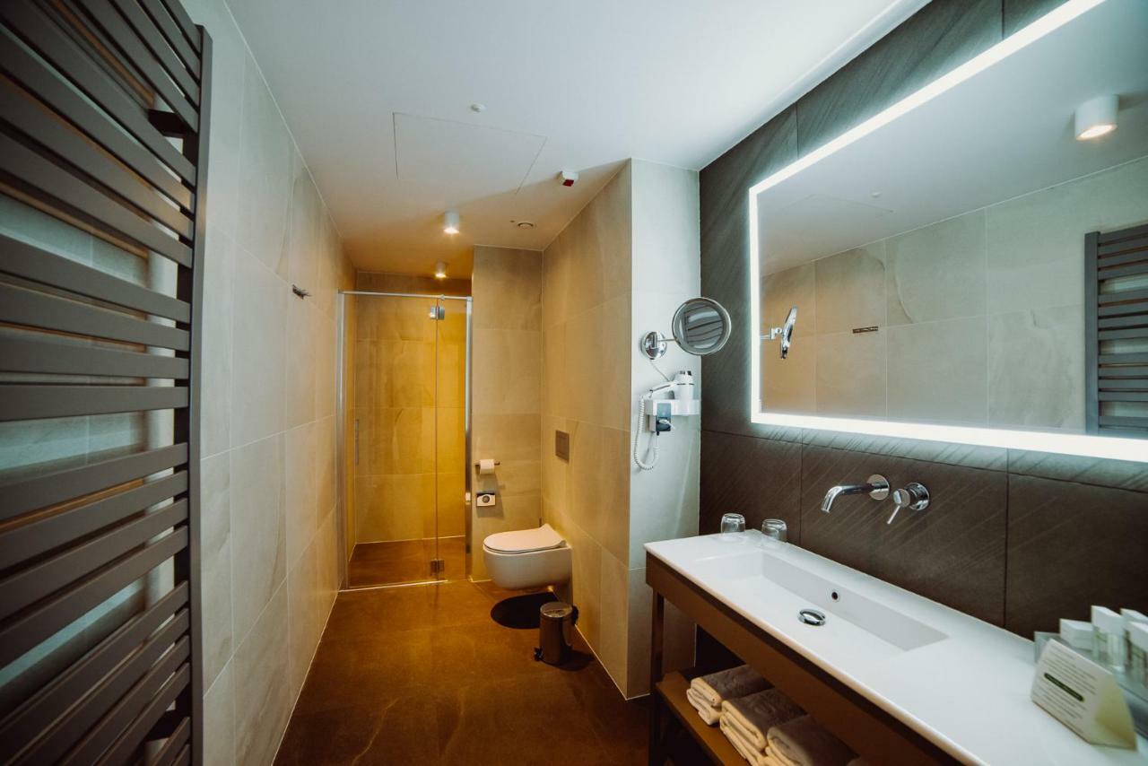 Hotel Evva Tarnobrzeg Dış mekan fotoğraf