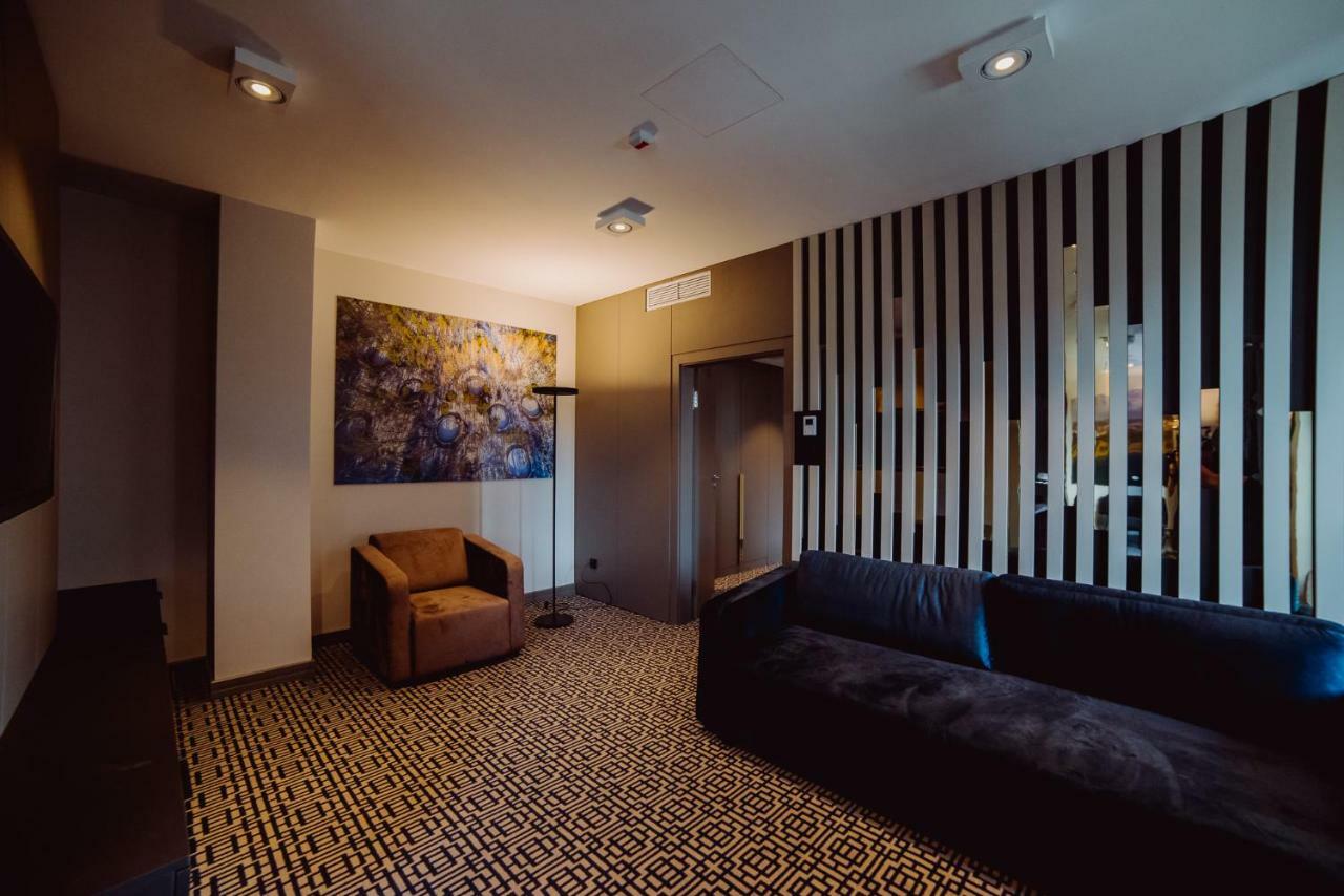 Hotel Evva Tarnobrzeg Dış mekan fotoğraf